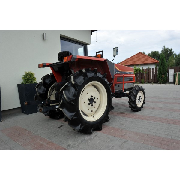 Yanmar F215 4x4 21KM | Traktor.com.pl
