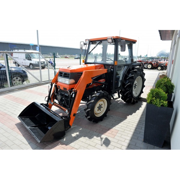 Ciągnik Kubota GL320 / TUR | opinie | video | dane | cena