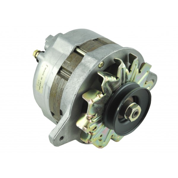 Alternador / Mitsubishi D1450 / D1550 / D1650 / D1850 / D2050 / D2350 / MT1401 / MT1601 / MT373 / MT470 / MTE1800