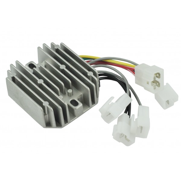 Voltage regulator / Yanmar 3TNE84 / Yanmar 2210 / 2305 / 2320 / 2520 / 4010 / 4100 / 4110