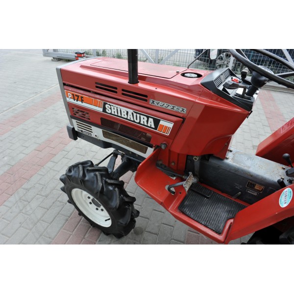 Shibaura P17F 4x4 17 KM | Traktor.com.pl