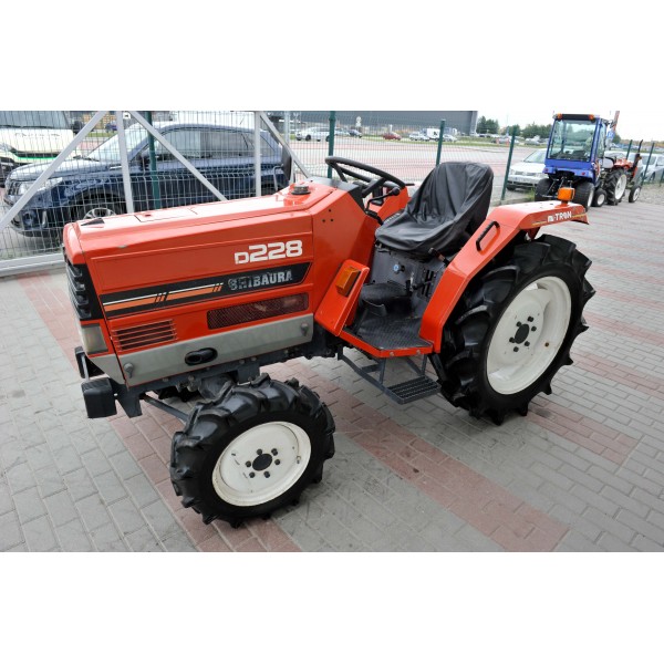 Shibaura D228 4x4 22 PS