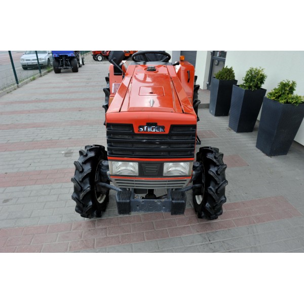 Shibaura D228 4x4 22 PS
