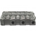 Cylinder head / Kubota D905