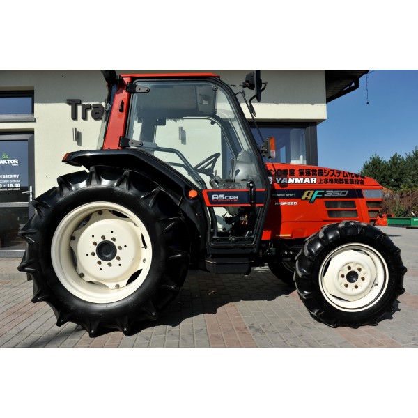 Yanmar AF350J 4x4 35 KM | Traktor.com.pl