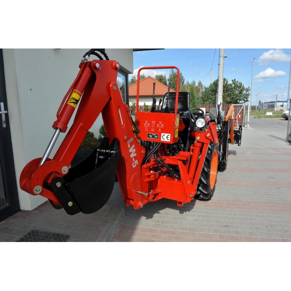Ciągnik Kubota B2741 Neo Star / LW-5 | opinie | video | dane | cena