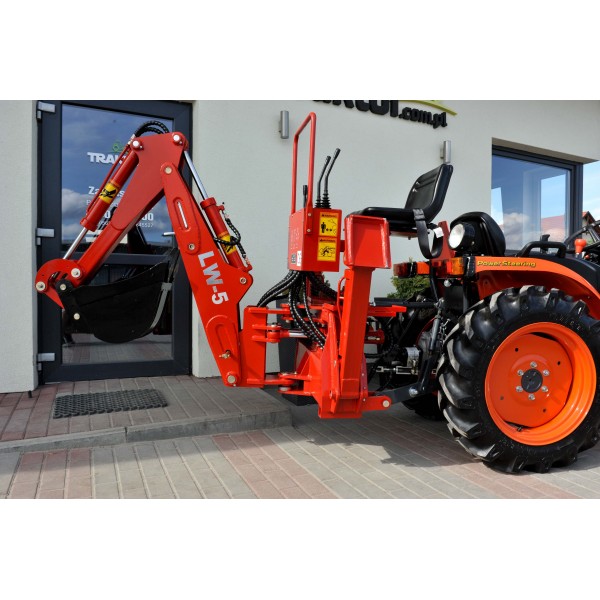 Ciągnik Kubota B2741 Neo Star / LW-5 | opinie | video | dane | cena