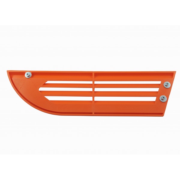 Attrappe / Haube / Kunststoff / Gitter / Kubota Aste