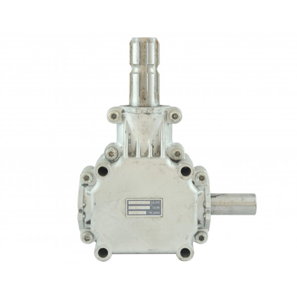 Bevel gear 1: 1.35 for spreaders and sanders