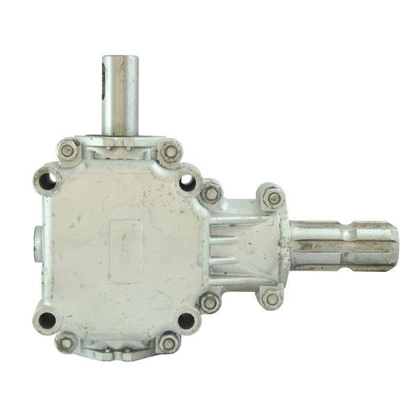 Bevel gear 1: 1.35 for spreaders and sanders