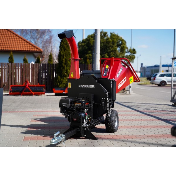 DR-CS-15HP hydraulický kotúčový štiepkovač 4FARMER