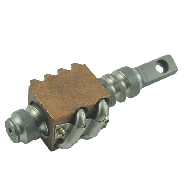 Steering column shaft / 135 mm / Kubota L1802 / L2002 / L2202 / L2402 / L2602 / L2802 / L3202 / L3602 / L4202