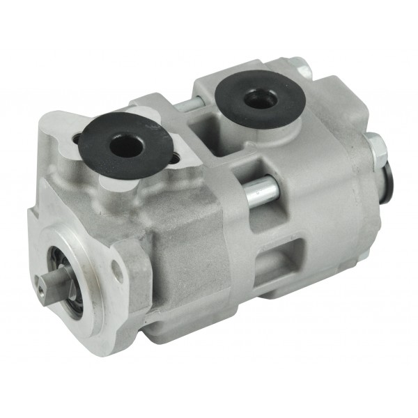 Pompa hydrauliczna / Kubota B2420 / B2410 / B7500 / B7510 / B7610 / 6-15-105-15