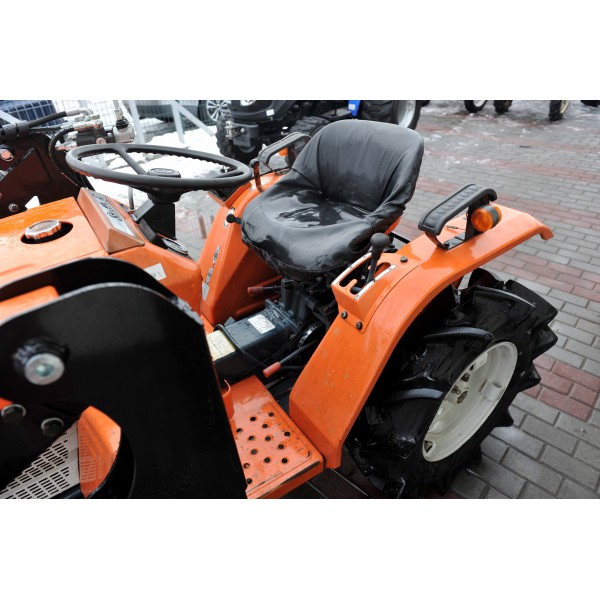 Ciągnik Kubota ZB1402 DT / TUR | opinie | video | dane | cena