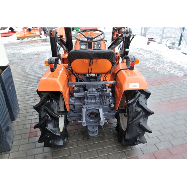 Mitusbishi MT16 4x4 15KM