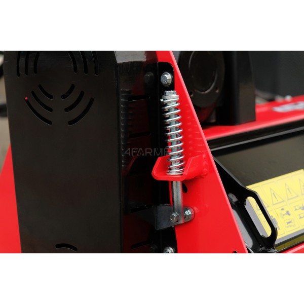 AGLK-K 145 Desbrozadora de brazo profesional con martillos (roja) 4FARMER