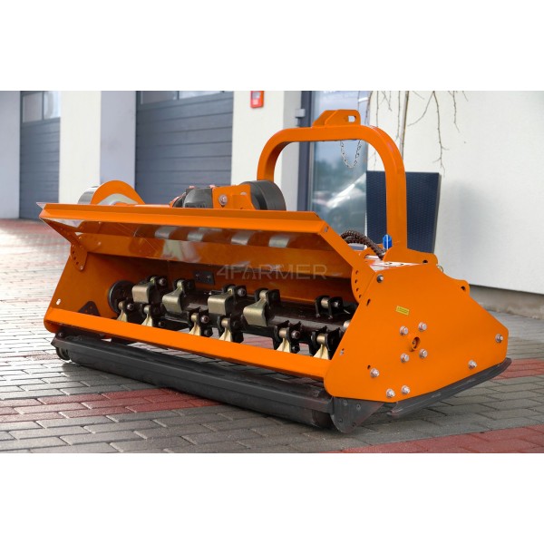 Trituradora con cambio hidráulico EFGC-KH 135 4FARMER