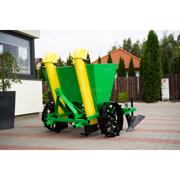 K2 4FARMER two-row planter for planting bulbous plants