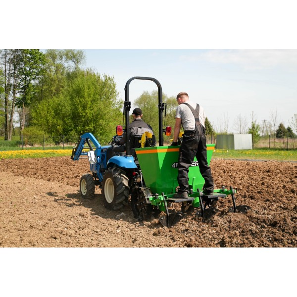 Sembradora de dos hileras K2 4FARMER para plantar plantas bulbosas