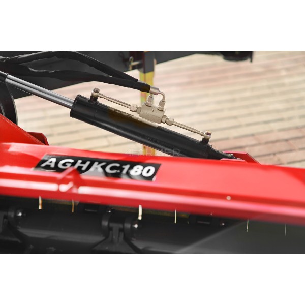 Kosiarka bijakowa tylno-boczna AGHKC 180 Professional (czerwona) 4FARMER | Traktor.com.pl