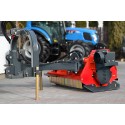 Broyeur à fléaux arrière professionnel AGHKC 140 (rouge) 4FARMER