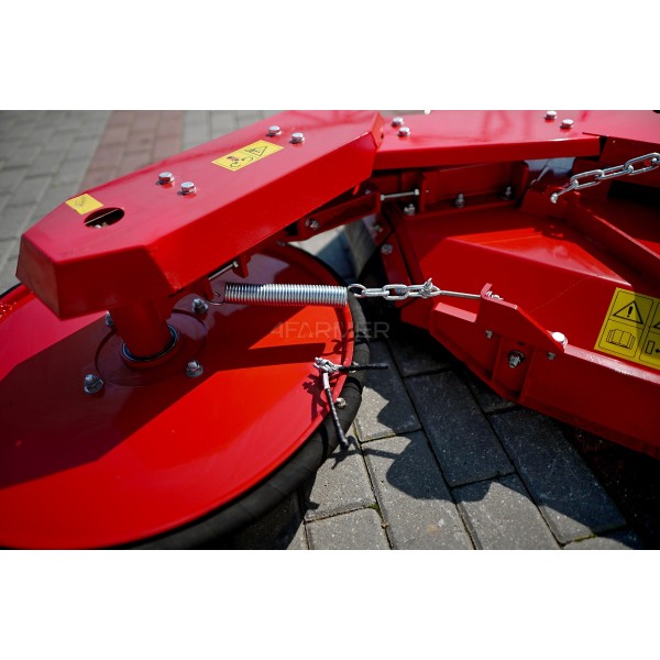 Cortadora de huerto con brazo de corte lateral VM 100 4FARMER