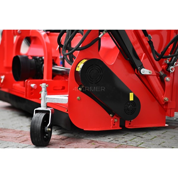 Desbrozadora de martillos con recogedor de hierba FCNL 160 Professional (descarga alta) 4FARMER