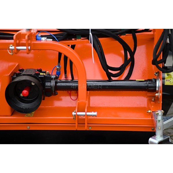Kosiarka bijakowa z koszem na trawę FCNL 160 Professional (wysoki wysyp) 4FARMER | Traktor.com.pl