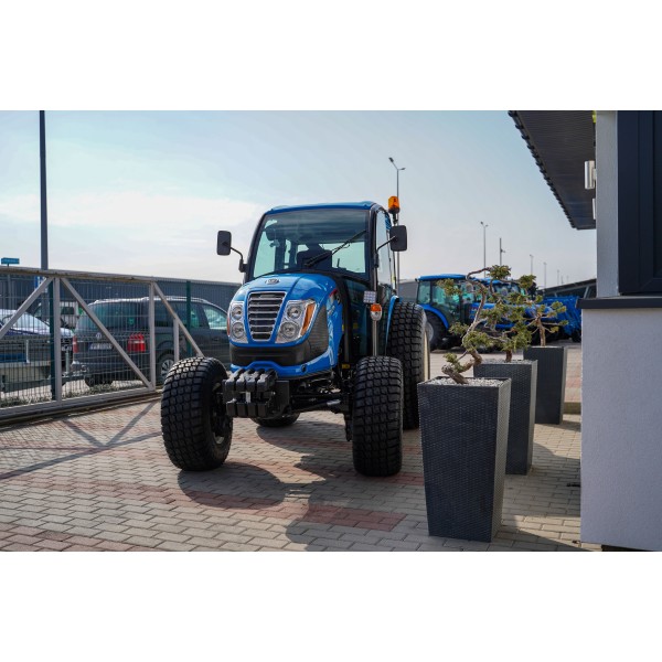 Traktor LS MT3.50 HST / CAB / TURF | recenzie | video | cena