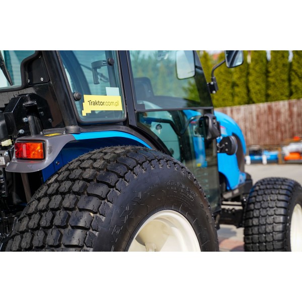 Traktor LS MT3.50 HST / CAB / TURF | recenzie | video | cena