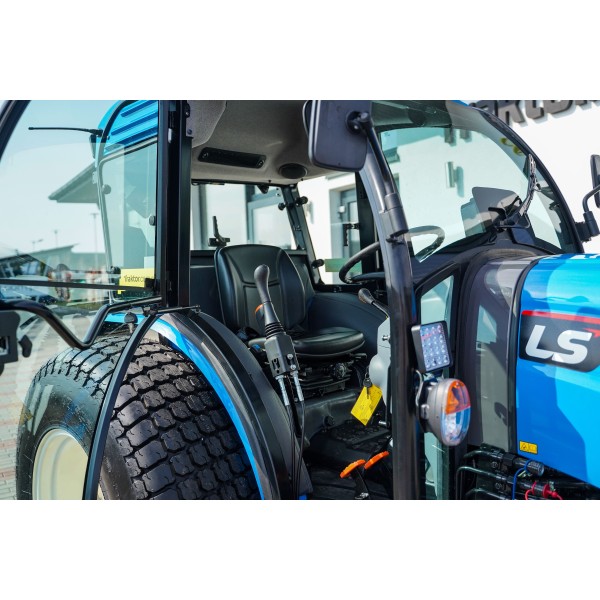Traktor LS MT3.50 HST / CAB / TURF | recenzie | video | cena