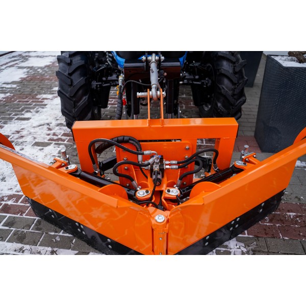 Tractor LS MT3.60 MEC/PLOW | reseñas | vídeo | datos | precio