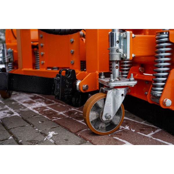 Tracteur LS MT3.60 MEC / CHARRUE | Avis | Vidéo | Données | Prix