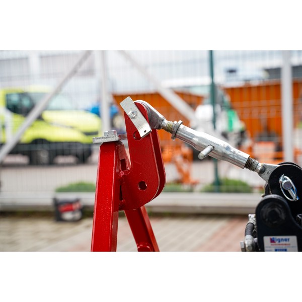 Frontkraftheber mit Zapfwelle für LS Traktor MT3.60 Aigner Maschinenbau Traktor