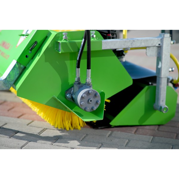 120 cm hydraulische Traktorkehrmaschine (Korb + Seitenbürste)
