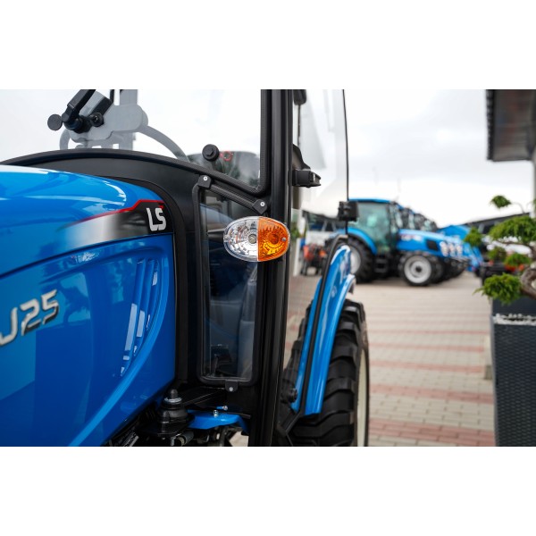 Ciągnik LS Tractor XJ25 MEC / IND / CAB | opinie | video | dane | cena