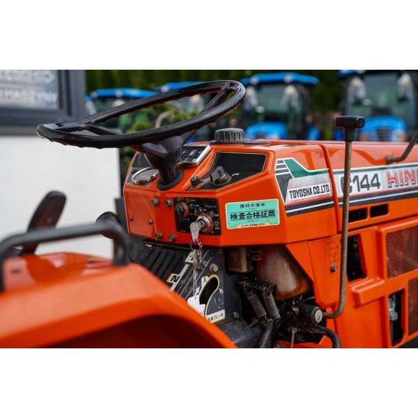Hinomoto C144D 4x4 - 17 ch