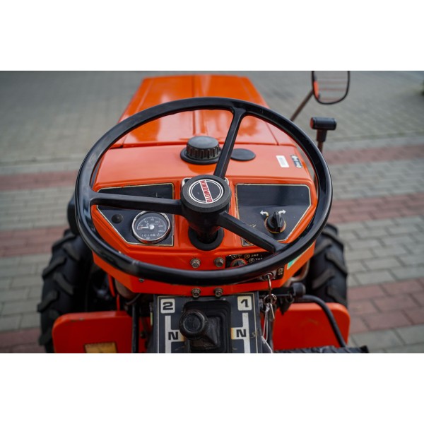 Hinomoto C144D 4x4 - 17 ch
