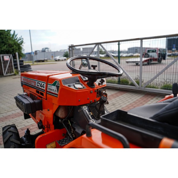 Hinomoto C144D 4x4 - 17 ch