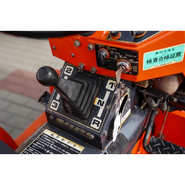 Hinomoto C144D 4x4 - 17 ch