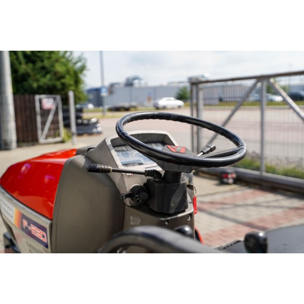Yanmar F230 4x4 - 23 ch