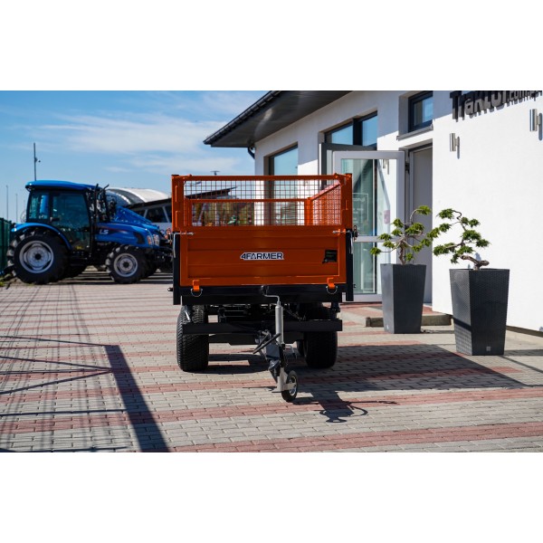 Przyczepa rolnicza dwuosiowa 2,5T z kiprem i nadstawkami z siatki 4FARMER | Traktor.com.pl
