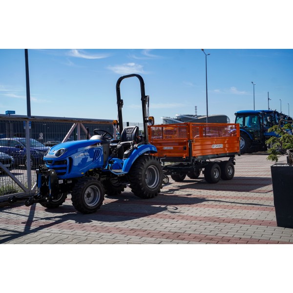 Przyczepa rolnicza dwuosiowa 2,5T z kiprem i nadstawkami z siatki 4FARMER | Traktor.com.pl
