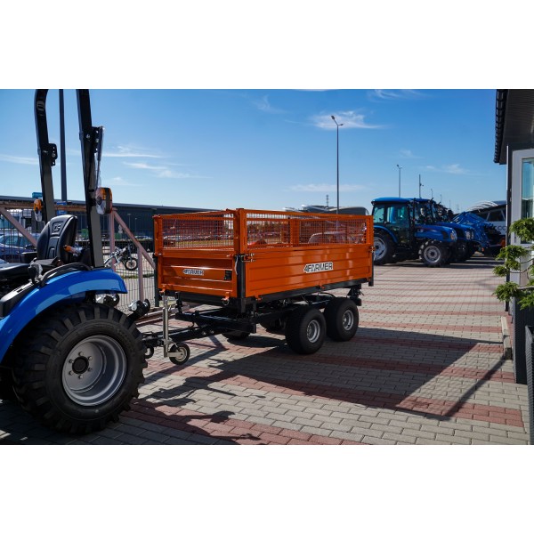 Przyczepa rolnicza dwuosiowa 2,5T z kiprem i nadstawkami z siatki 4FARMER | Traktor.com.pl
