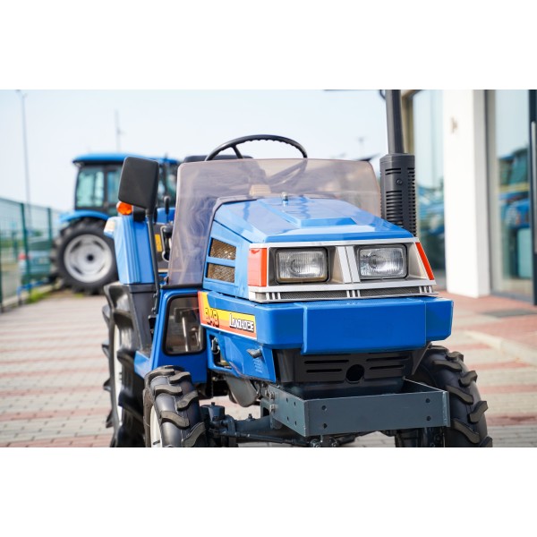 Iseki TU140F 14KM - 4x4