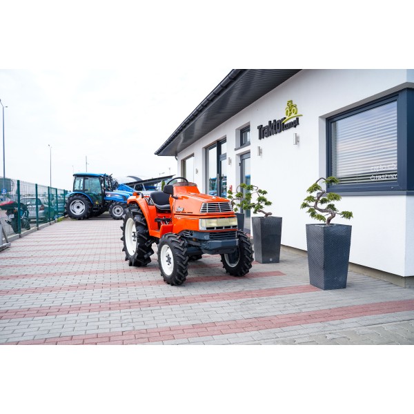 Kubota Saturn X24D 4x4 - 24 ch
