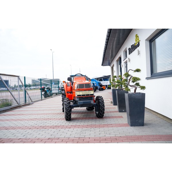 Kubota Saturn X24D 4x4 - 24KM