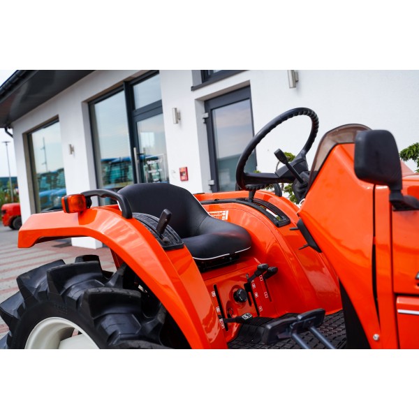 Kubota Saturn X24D 4x4 - 24KM