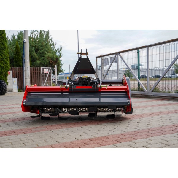 Oddeľovací kultivátor MZ 165 Professional 4FARMER | popis, cena