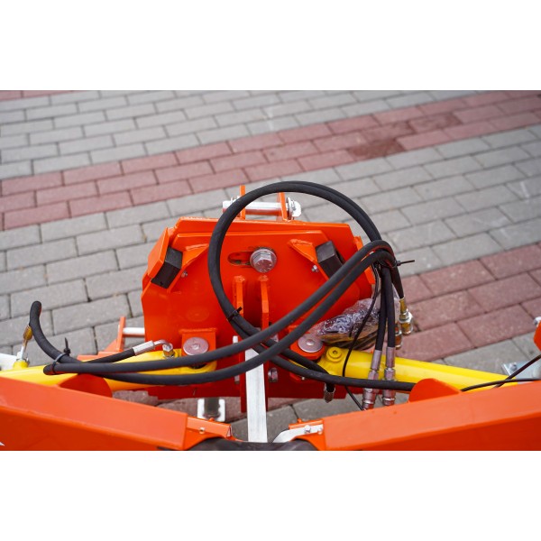 PK 150 cm arrow snow plow, hydraulic, additional equipment (three-point linkage) 4FARMER | Traktor.com.pl